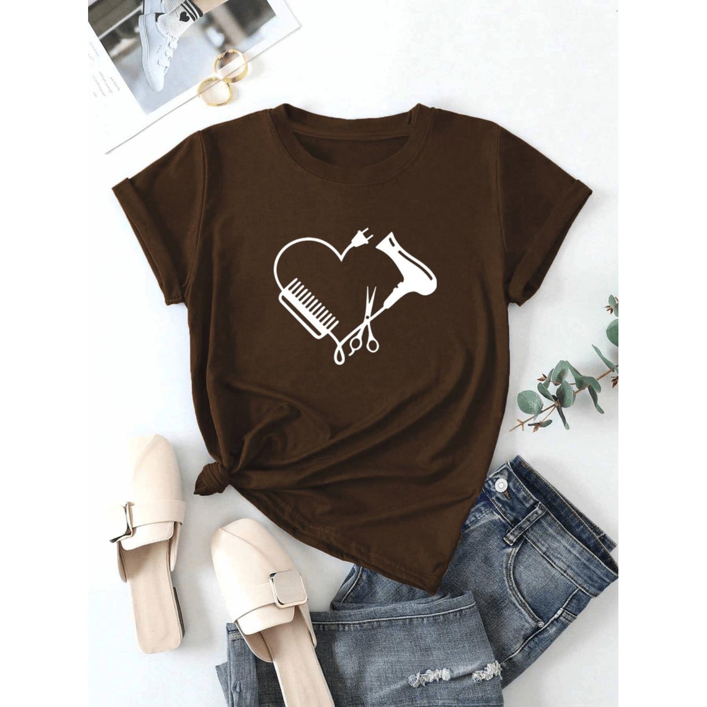 Heart Graphic Print TShirt with Crew Neck and Short Sleeves for Women Sportswear